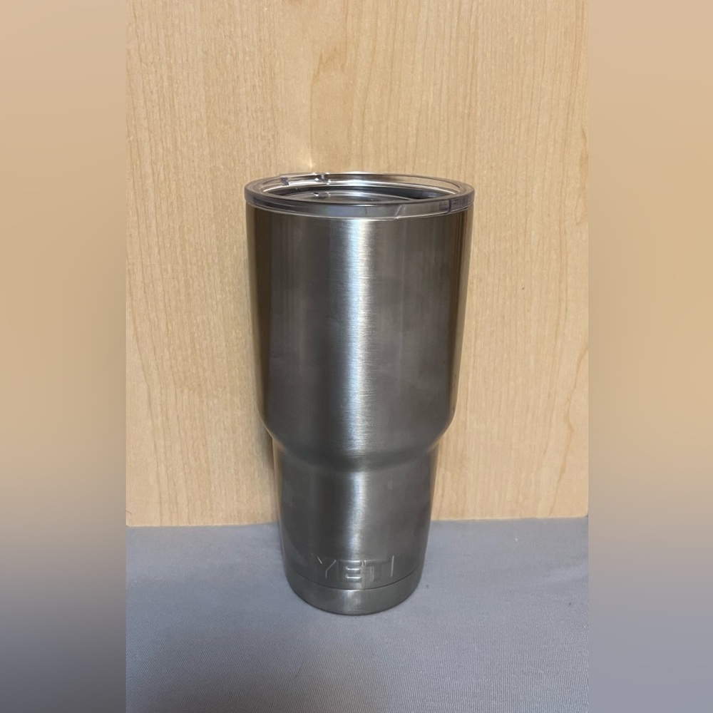 Yeti 30oz Stainless Steel Rambler